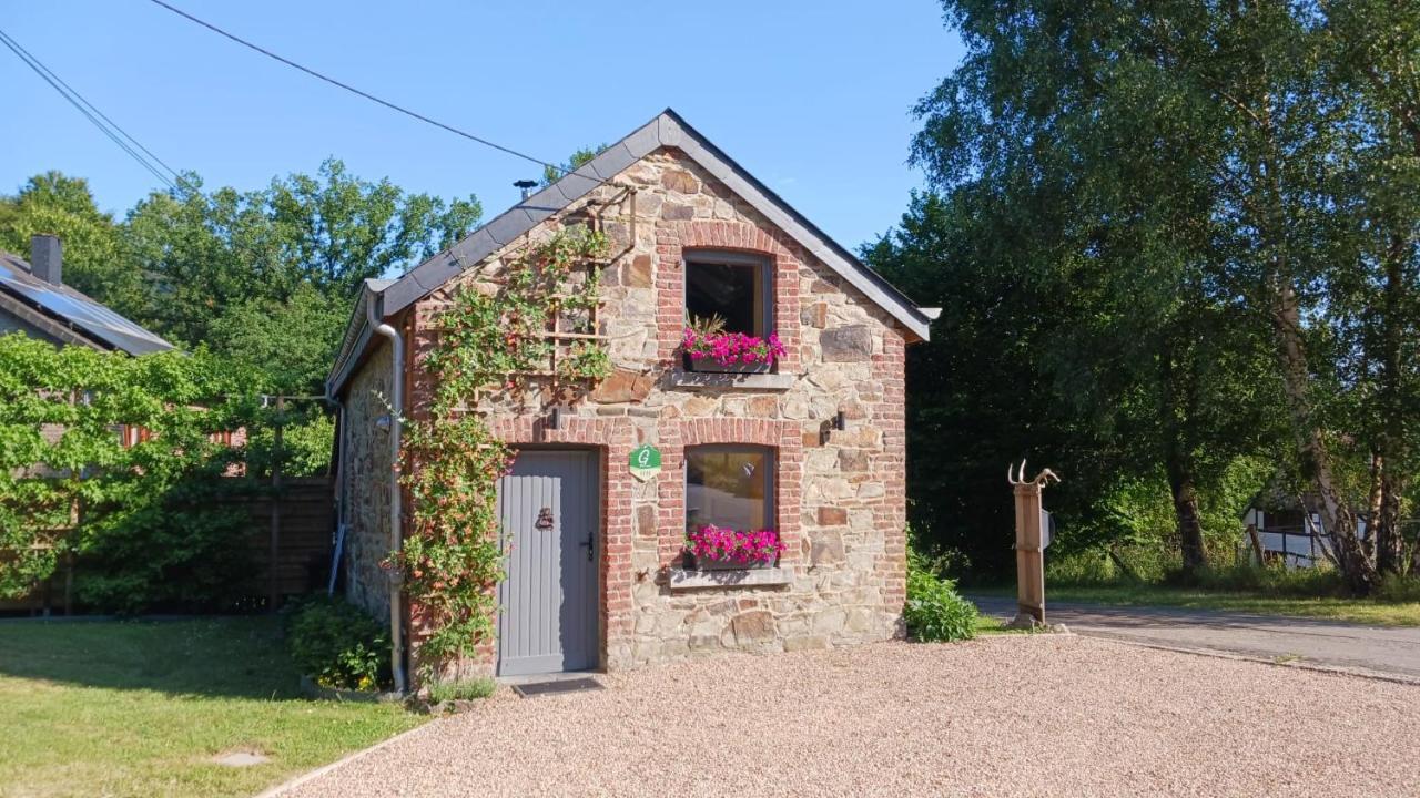 Le Clos Du Cerf - La Renardiere Villa Stoumont Exterior photo